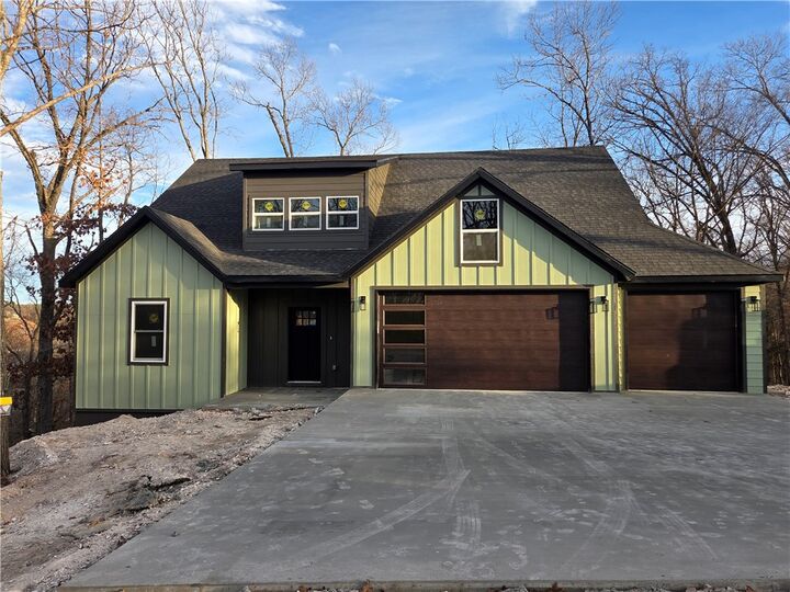 Property Photo:  6 Waterside Lane  AR 72715 