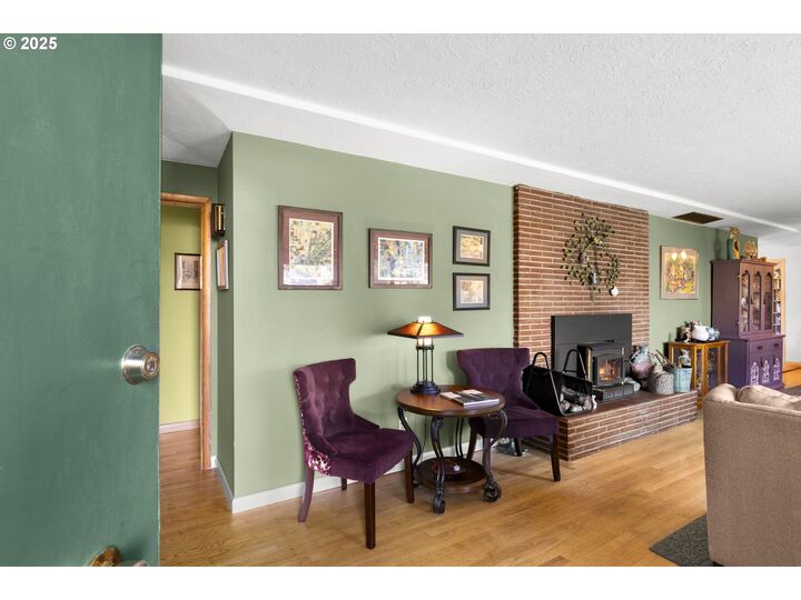 Property Photo:  14614 SE Rhone St  OR 97236 