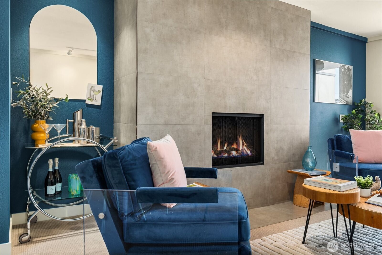 Property Photo:  701  17th Avenue 305  WA 98122 