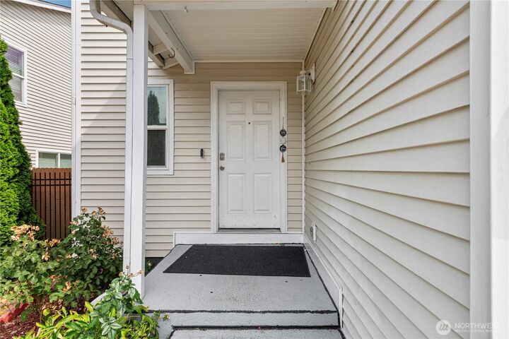 Property Photo: 29643 126th Avenue SE WA 98092