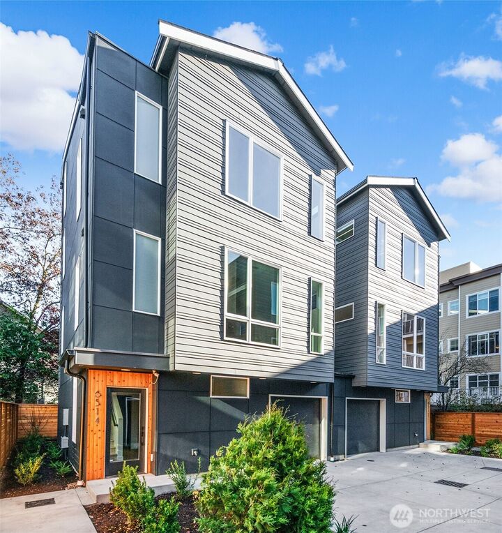 Property Photo:  6514  23rd Avenue NE  WA 98115 