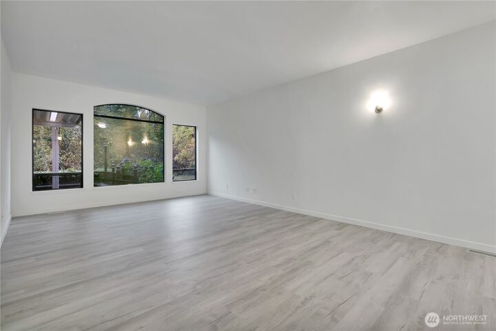 Property Photo: 16030 SE 292nd Street WA 98042