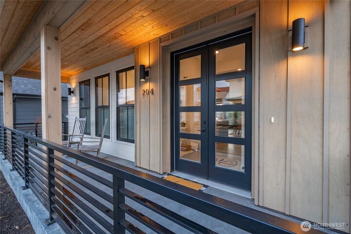 Property Photo: 204 Pebblebrook Drive WA 98264