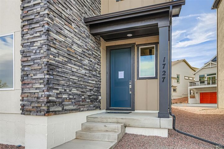 Property Photo:  1727 Keystone Crest Lane  CO 80905 