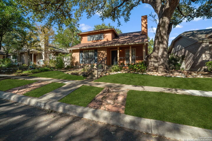 Property Photo: 13610 Forest Rock TX 78231