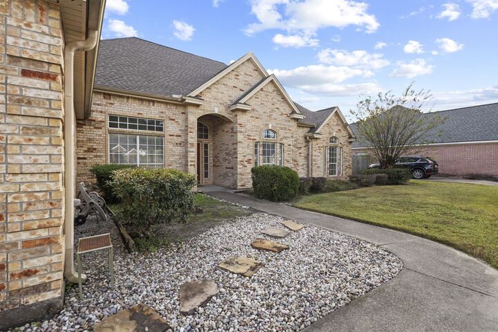 Property Photo:  250 Sarah Lane  TX 77657 