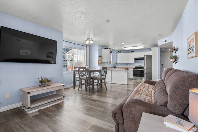 Property Photo:  224 E Spencer Peak Way S F6  UT 84020 