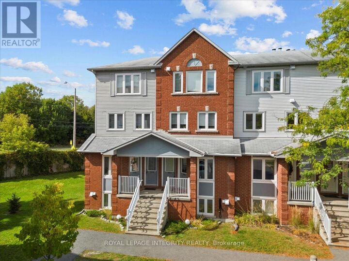 Property Photo:  184 Briston Private  ON K1G 5R5 