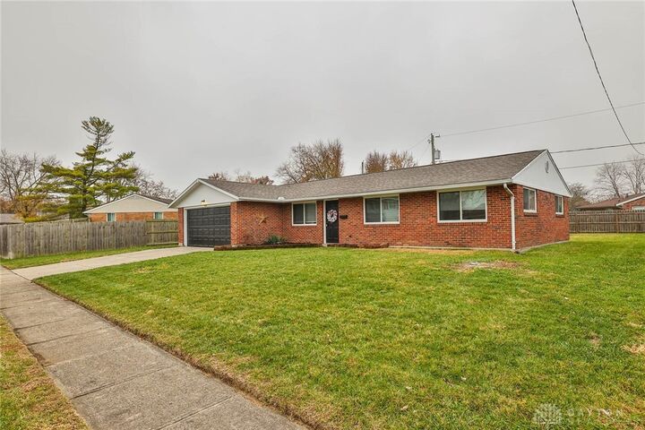 Property Photo:  7607 Stonecrest Drive  OH 45424 