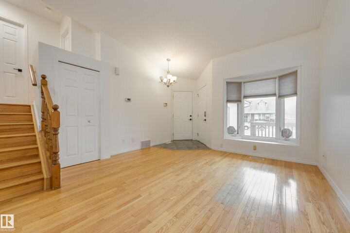 Property Photo:  130 Dawson Crescent  AB T8H 1Y6 