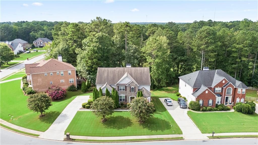 Property Photo:  130 S Links Drive  GA 30014 