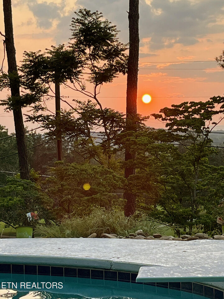 Property Photo:  6809 Beaver Brook Drive  TN 37918 