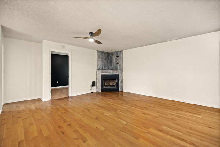 Property Photo:  109 W Ridgeway Road  KY 40447 