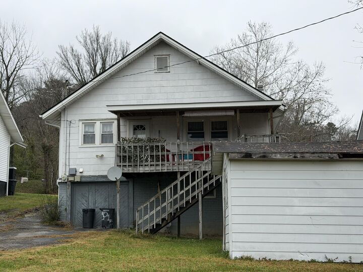 Property Photo:  515 Poplar Street  KY 40472 