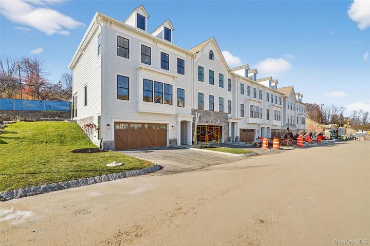 1805 Soundview Court  Yorktown Heights NY 10598 photo