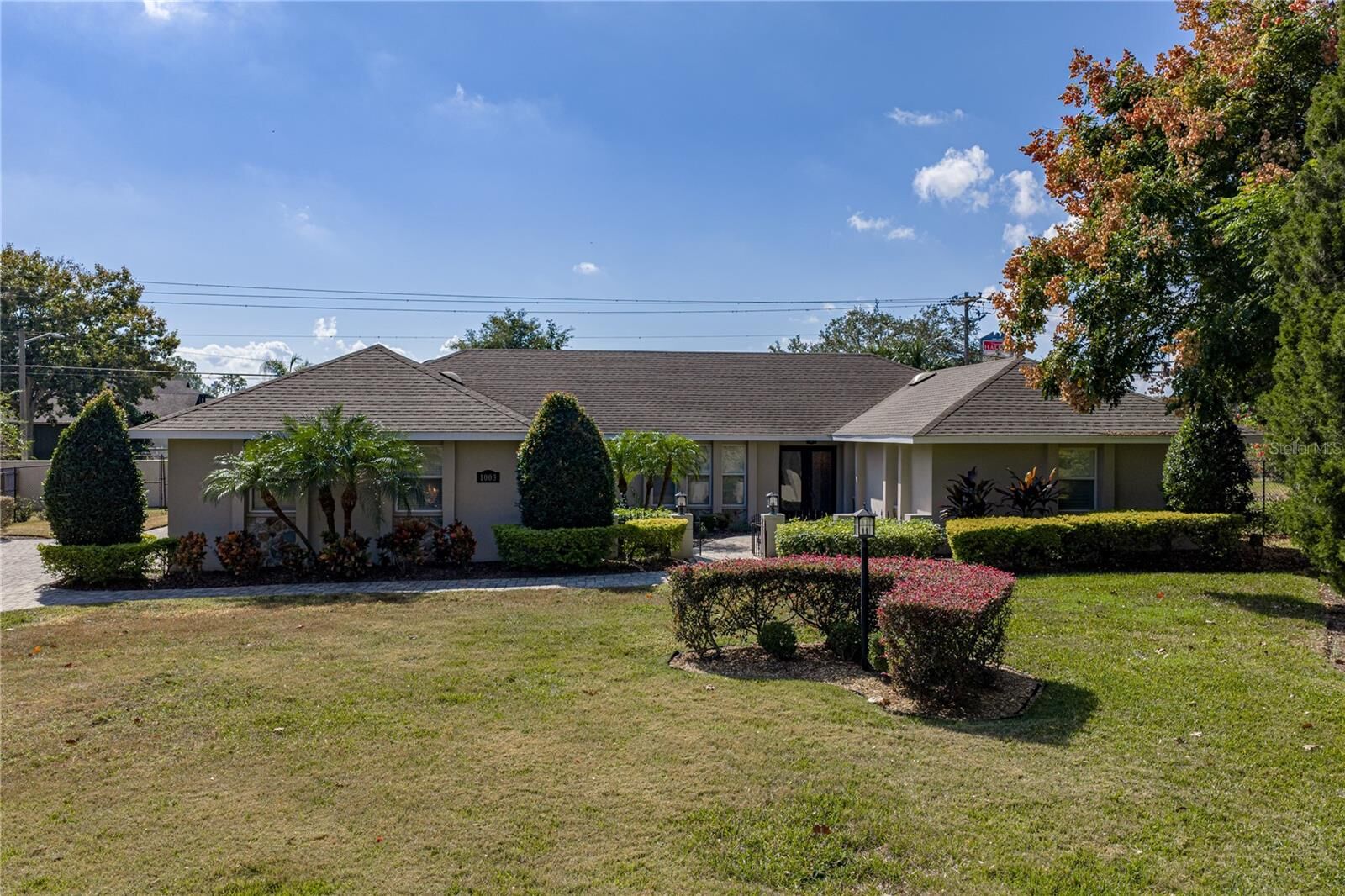 Property Photo: 1003 Sugartree Drive S FL 33813
