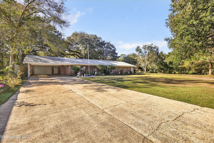 Property Photo:  2417 Orrell Street  MS 39553 