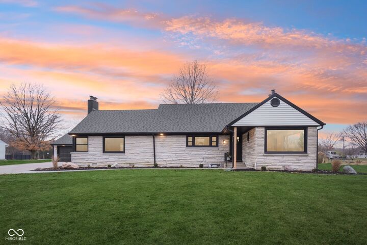 Property Photo:  220 West Drive  IN 46040 