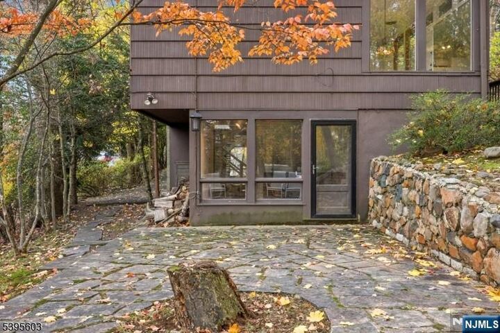 Property Photo:  45 Greenwood Avenue  NJ 07052 