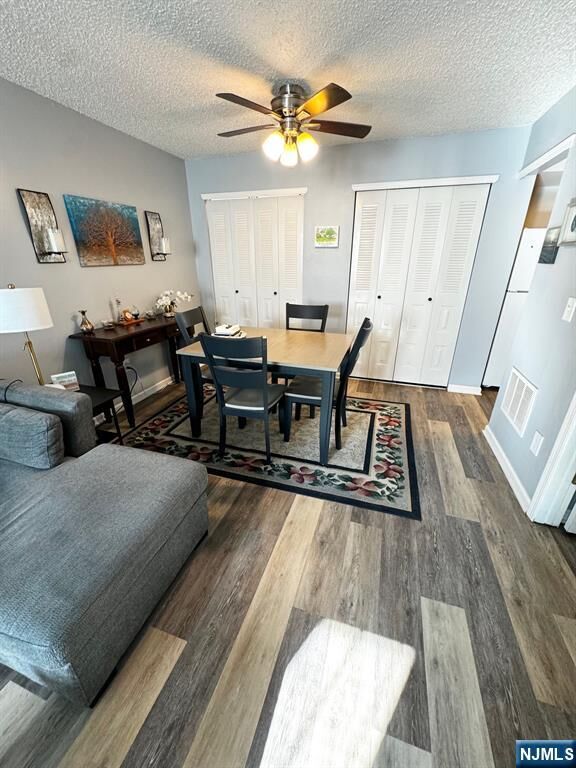 Property Photo:  807 Sassafras Court  NJ 07430 