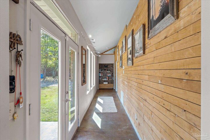 Property Photo:  4394 Crabtree Church Rd  FL 32577 