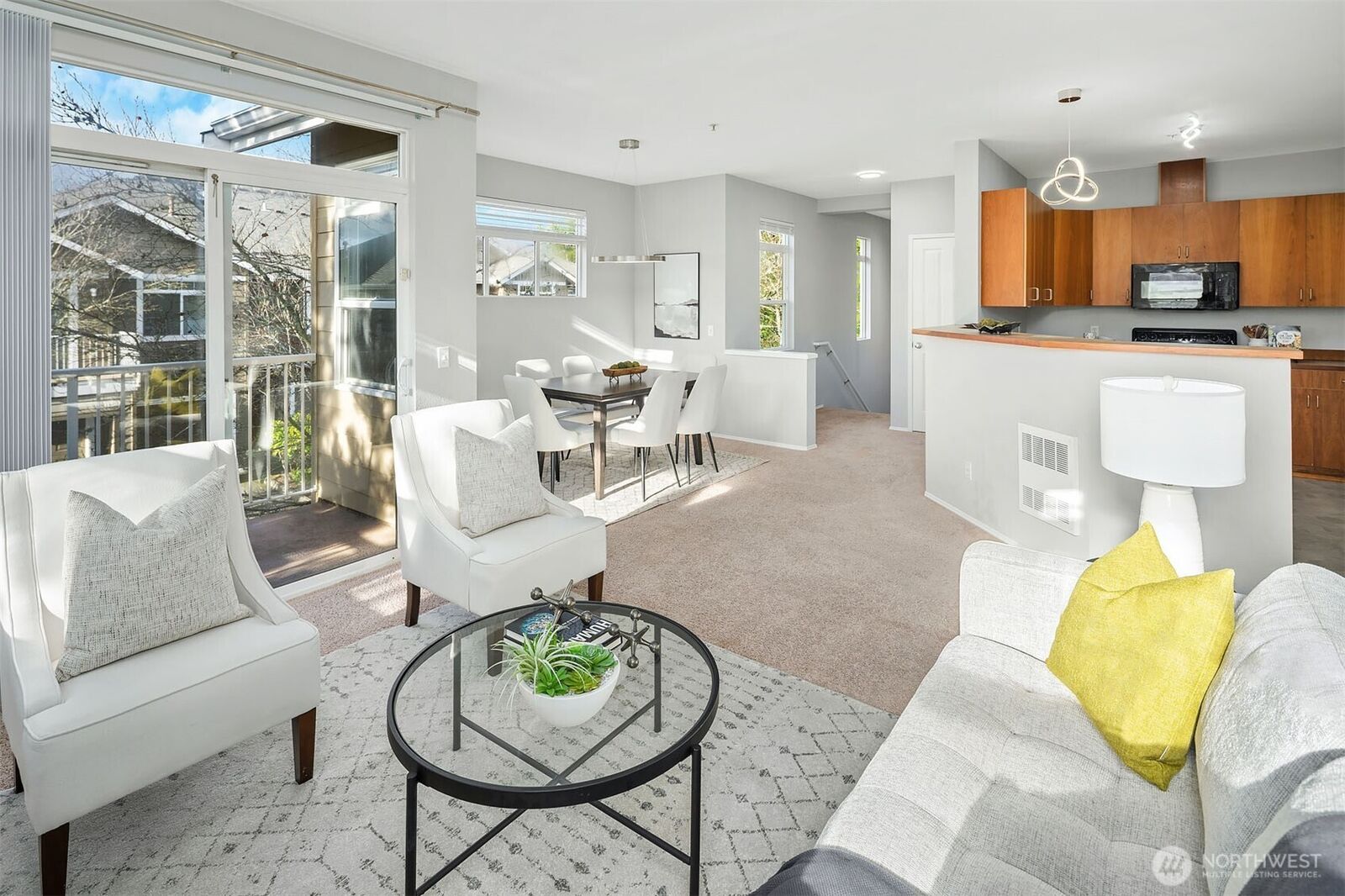 Property Photo: 22751 SE 12th Lane WA 98075