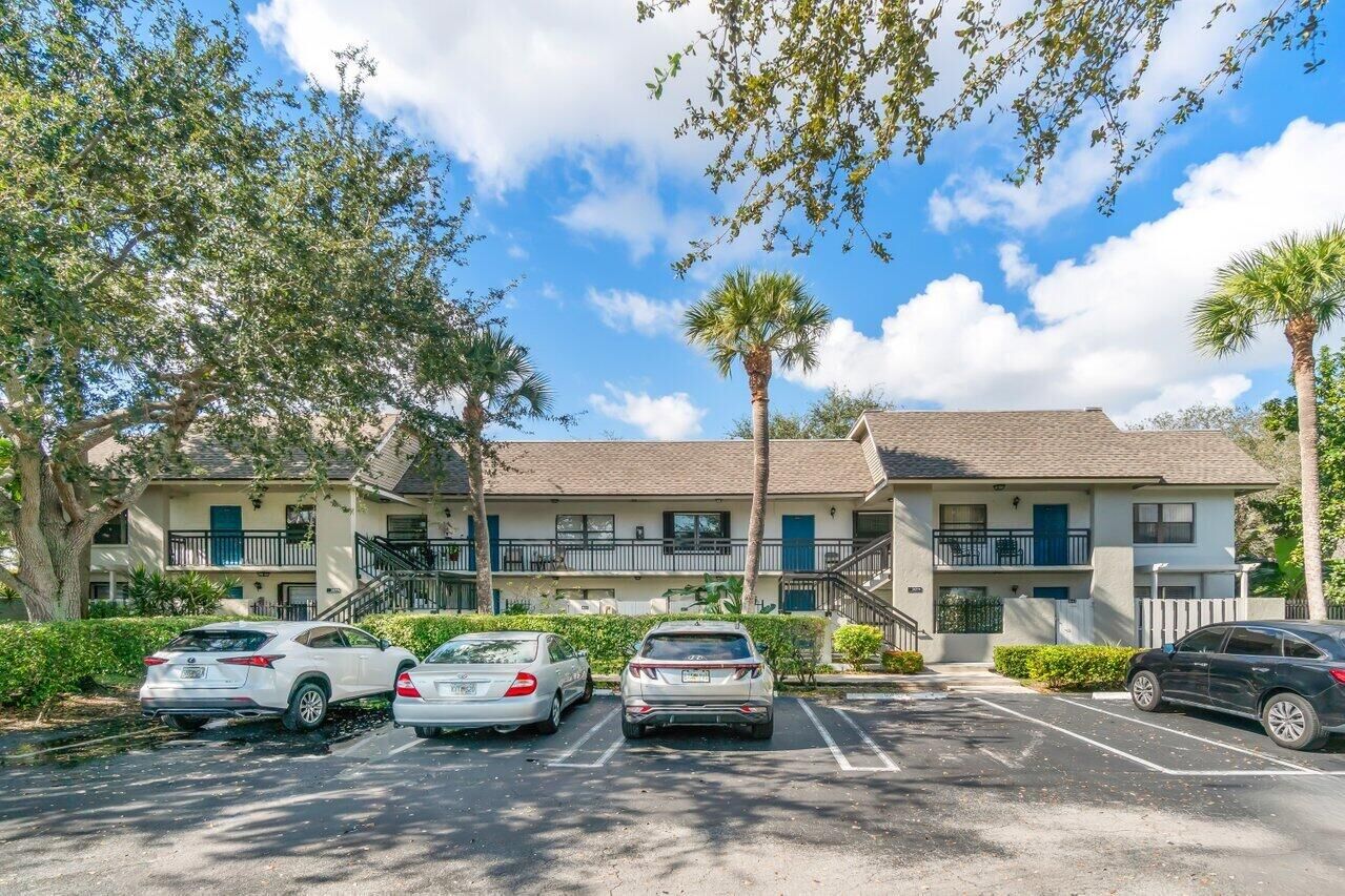 Property Photo:  3014 SW 21st Terrace 352B  FL 33445 