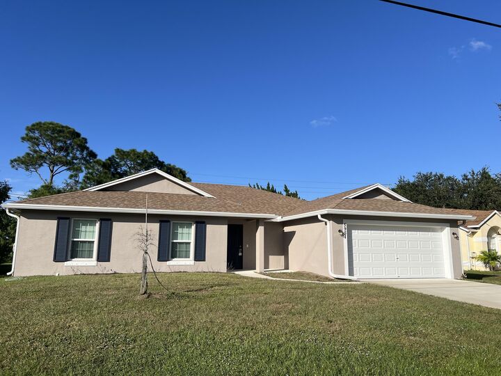 Property Photo: 5951 NW Baynard Drive FL 34986