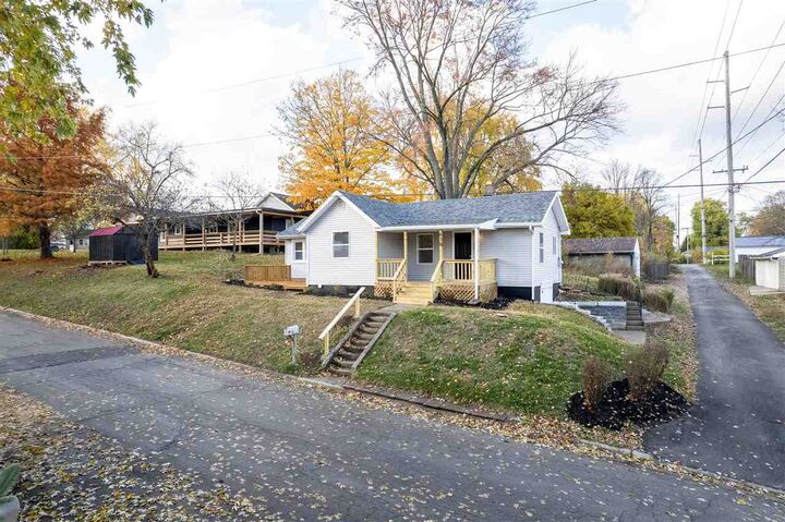 Property Photo: 410 S M Street IN 47374