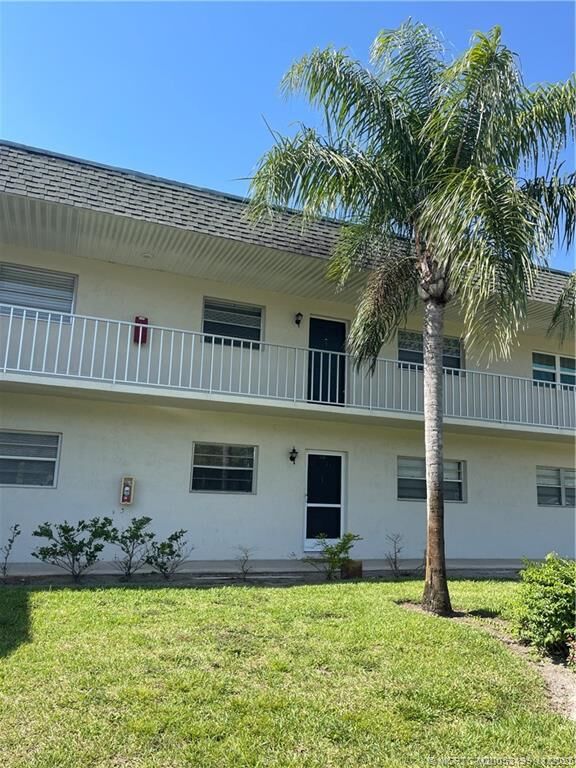 Property Photo:  1900 S Kanner Highway 1-202  FL 34994 