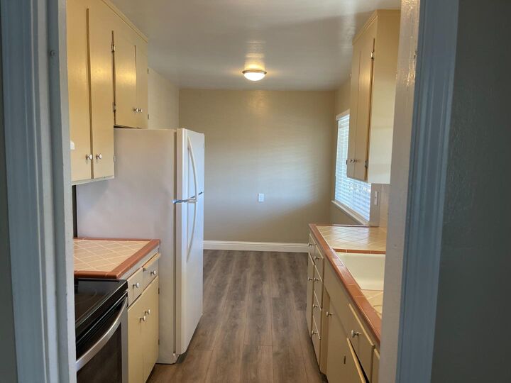 Property Photo: 755 East Duane Avenue I CA 94085