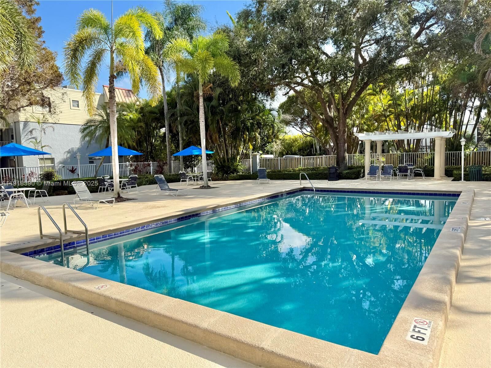 Property Photo: 4600 SW 67th Ave 215 FL 33155