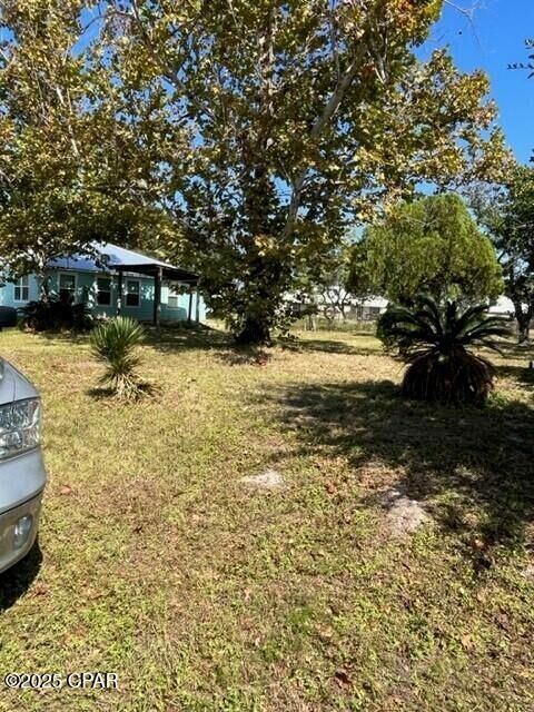 Property Photo: 2713 N Pleasant Oak Court FL 32408