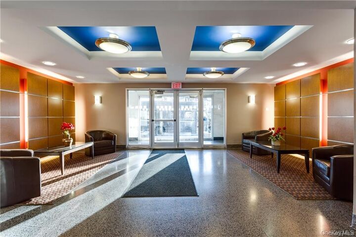 Property Photo: 1133 Midland Avenue 2G NY 10708