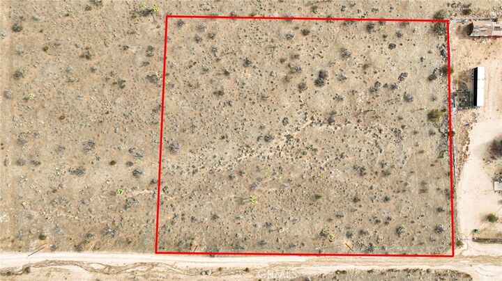 Property Photo: 12435 Acanthus Street CA 92371