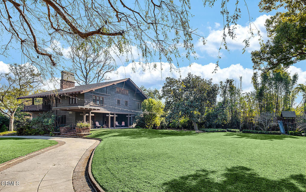 Property Photo: 1344 Hillcrest Avenue CA 91106