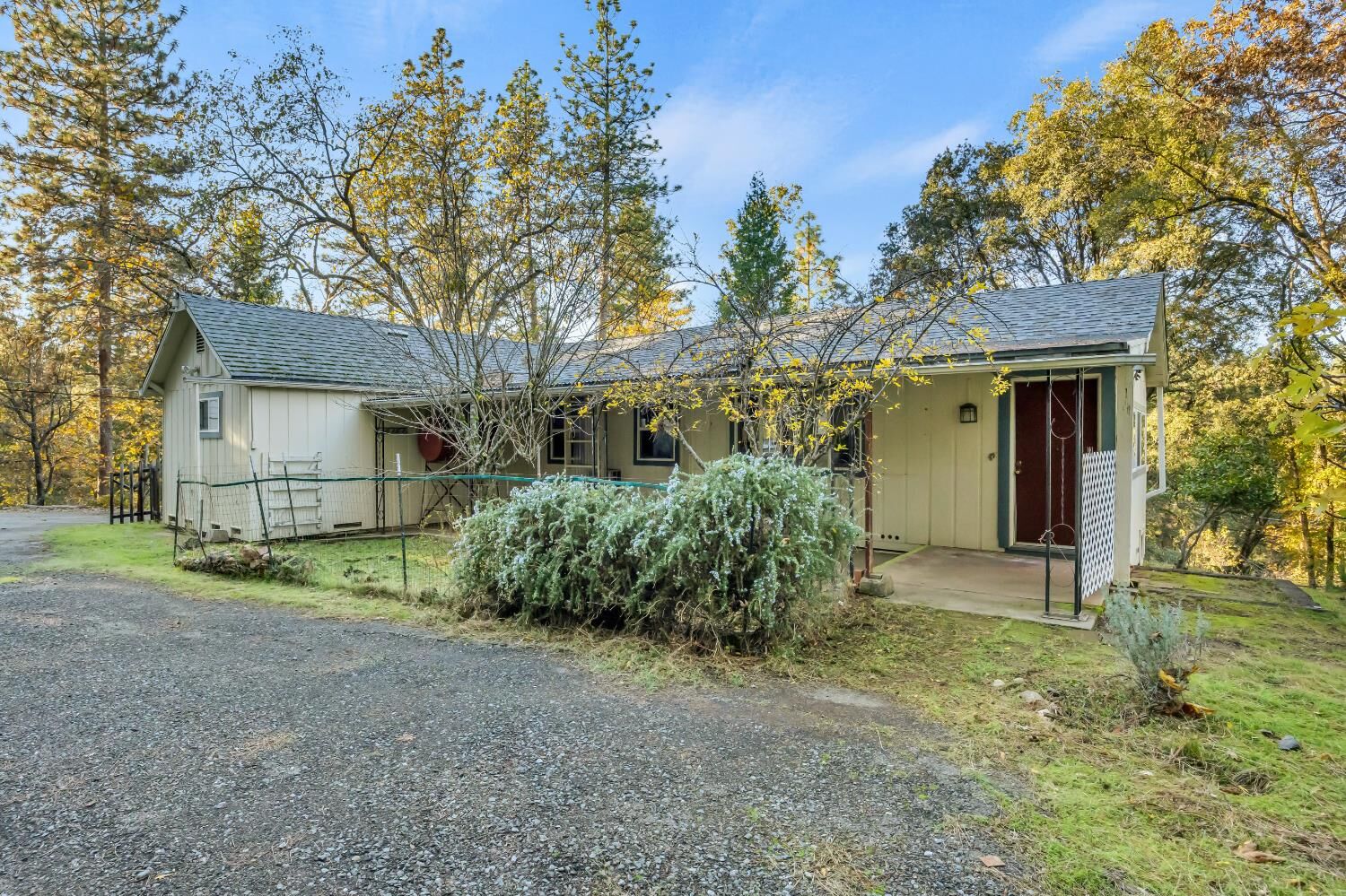 Property Photo:  1740 Airport Court  CA 95667 