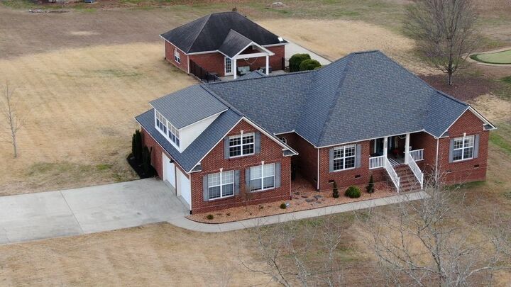 Property Photo:  1960 Lasea Rd  TN 37174 