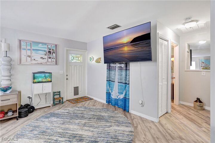 Property Photo:  5887 Kingfish Road  FL 33922 