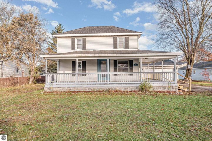 Property Photo:  1708 W Lyons Street  MI 48858 
