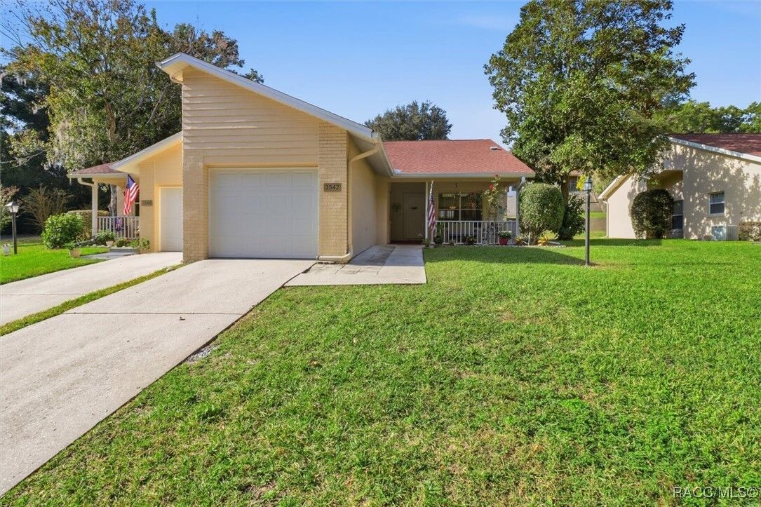 Property Photo:  3542 N Woodgate Drive  FL 34465 