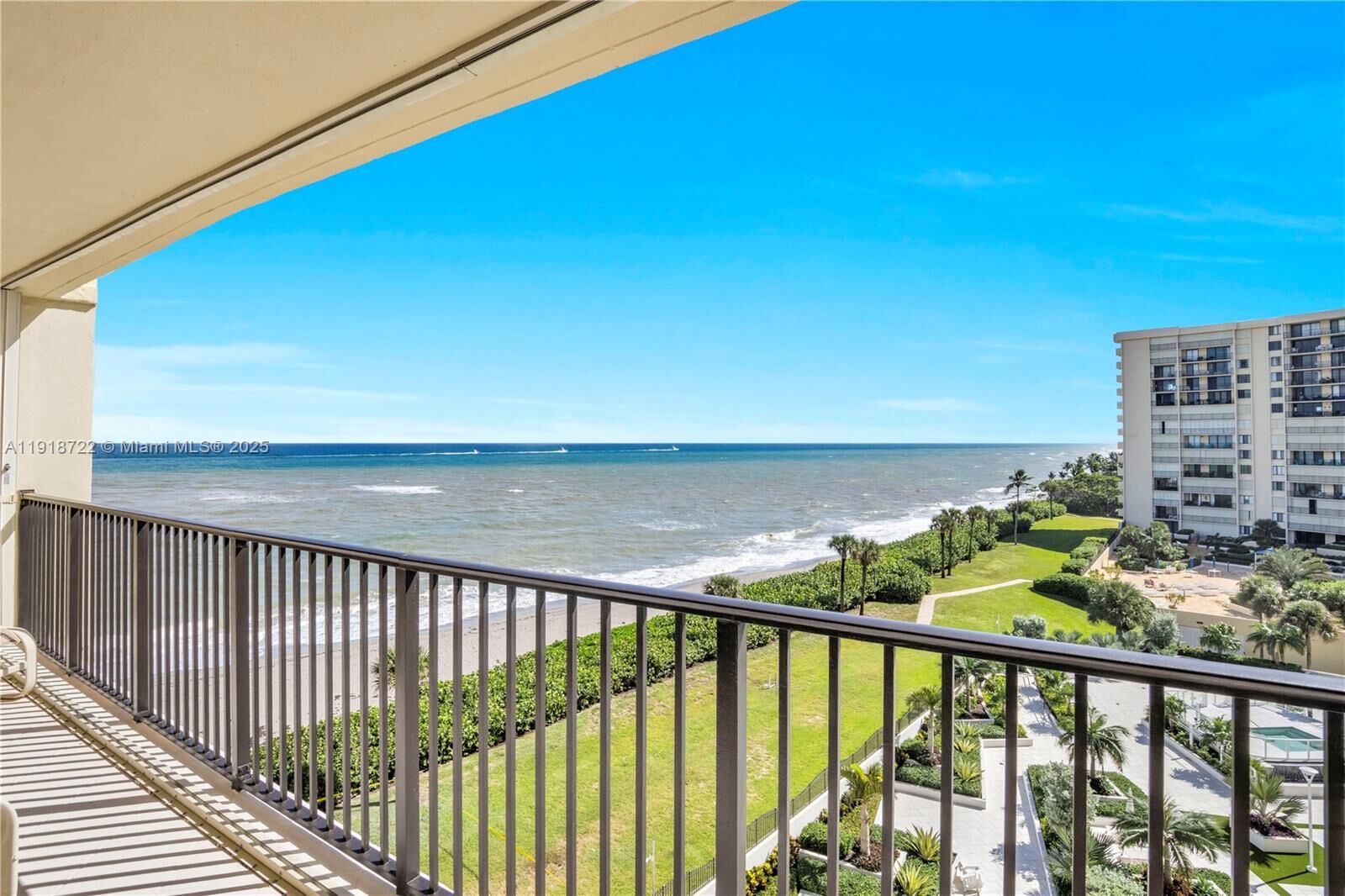 Property Photo:  200 Ocean Trail Way 609  FL 33477 