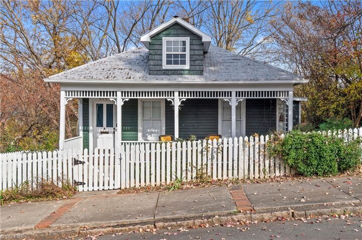 415 W Poplar Street  Winston-Salem NC 27101 photo