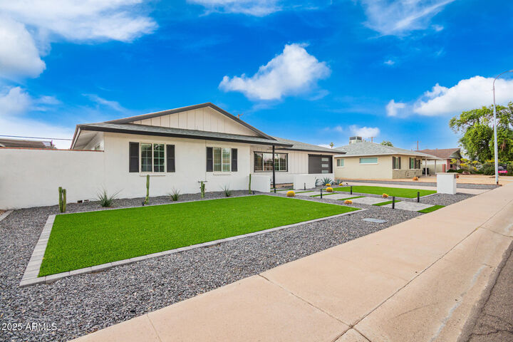 Property Photo:  2818 N 82nd Street  AZ 85257 