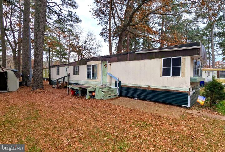 Property Photo: 26835 Walker Road 56043 DE 19973