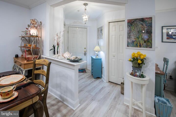 Property Photo:  511 Mowat Circle  NJ 08690 