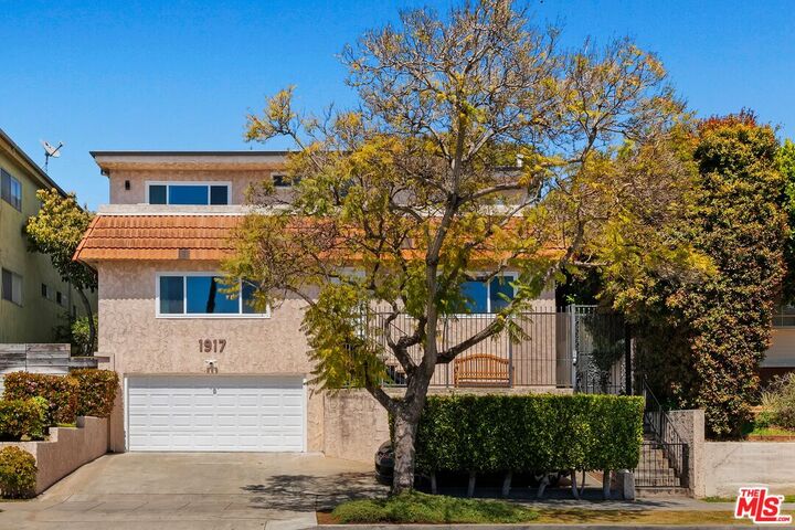 1917 11th St  Santa Monica CA 90404 photo