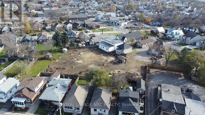 Property Photo:  15 Facer Street  ON L2M 5H1 