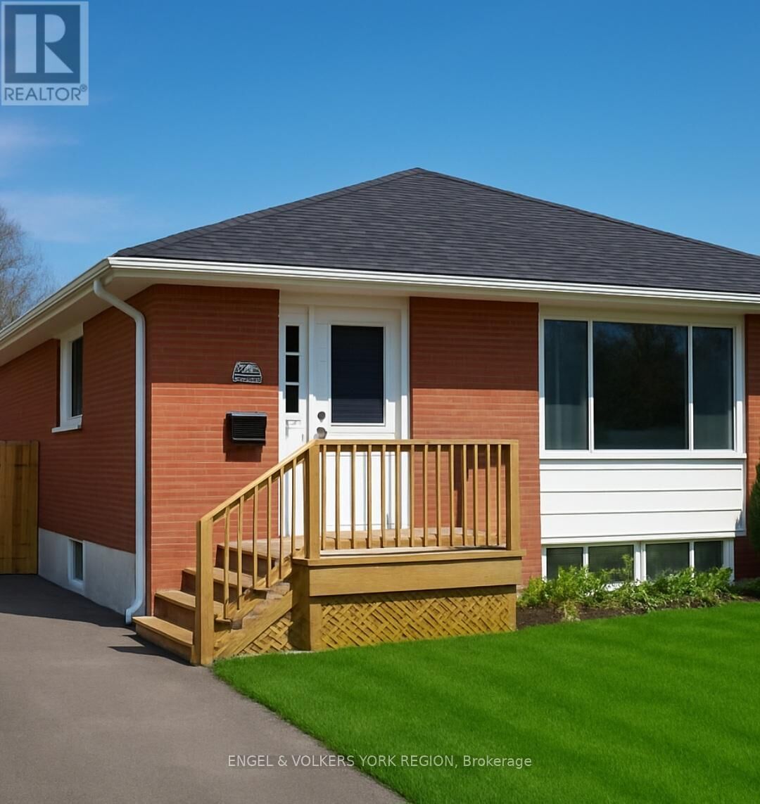 Property Photo:  46 Walter Avenue South B  ON L3Y 3P7 