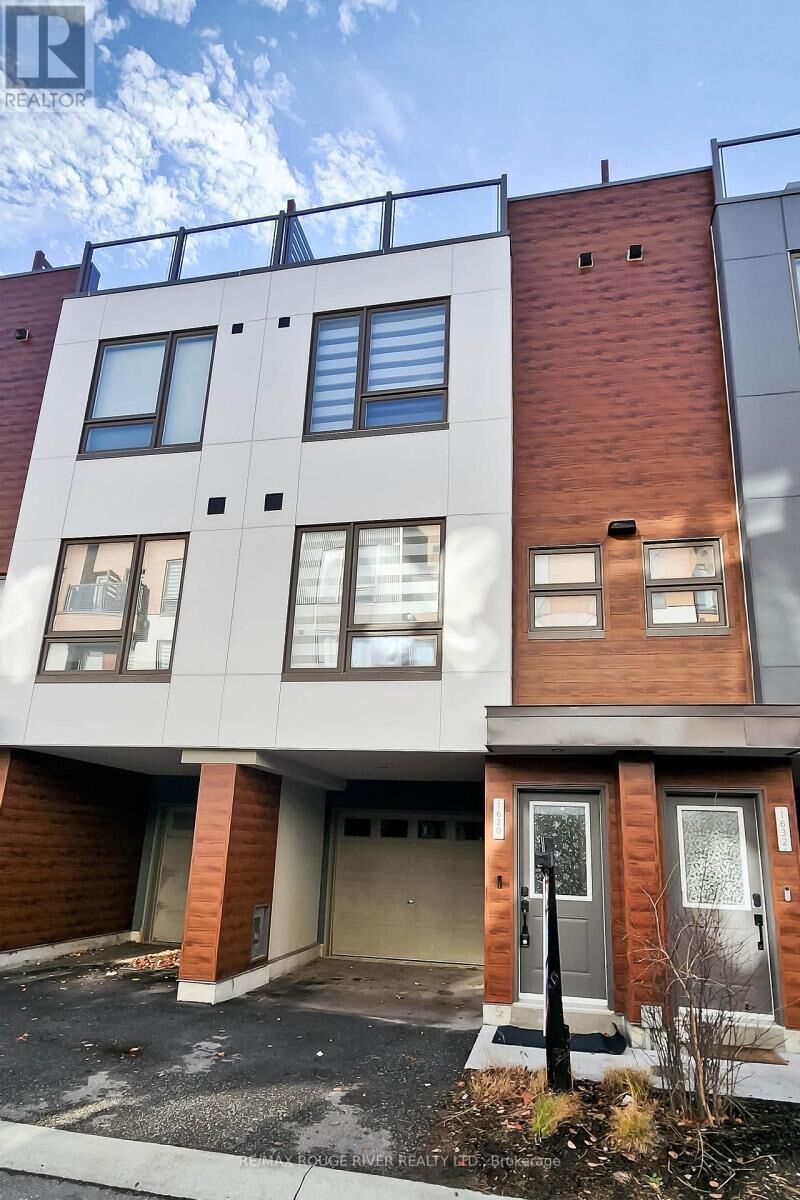 Property Photo:  1630 Pleasure Valley Path  ON L1G 0E3 